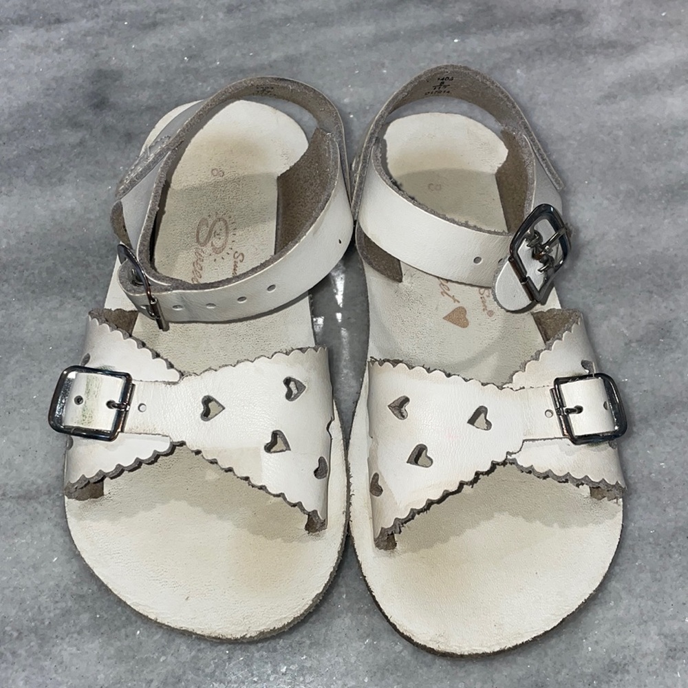 Sun-San Sweetheart Sandals Size 8 white